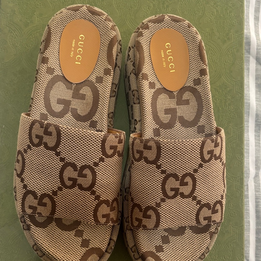 Gucci Brown & Beige GG Monogram Platform Slides - Picture 10 of 10